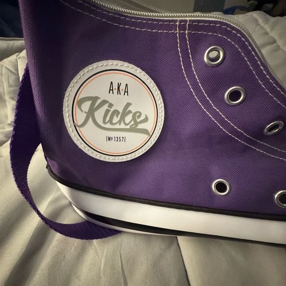 Purple purse sneaker - Picture 9 of 9